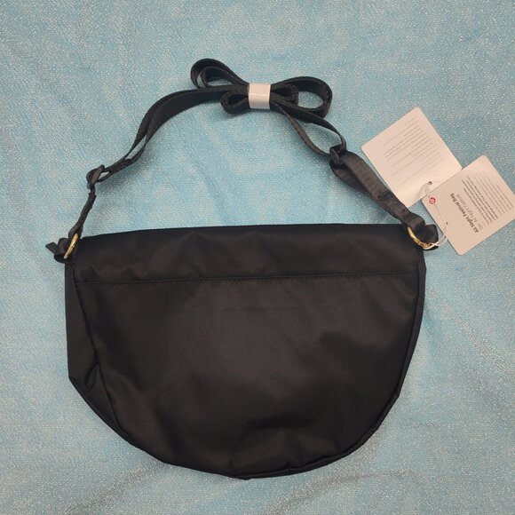 Lululemon All Night Festival Bag 5L Black Gold - Picture 3 of 8